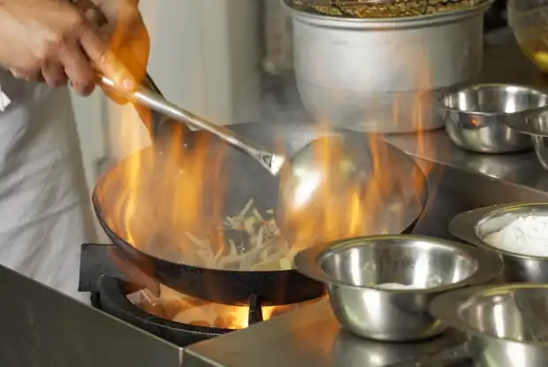 plat-flambe cuisine asiatique besançon